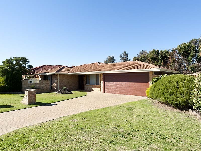 5 Templetonia Retreat, Canning Vale WA 6155