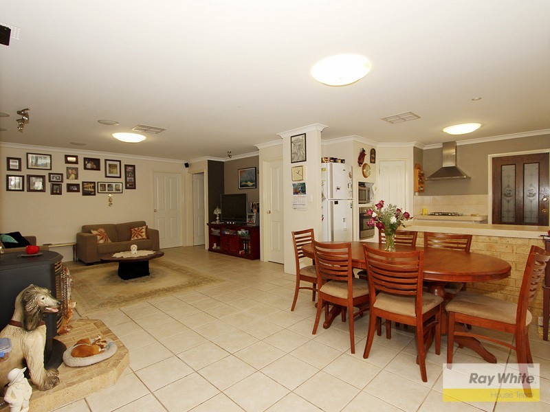 81 Southacre Drive, Canning Vale WA 6155