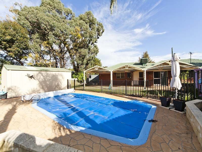 5 Ashurst Place, Huntingdale WA 6110