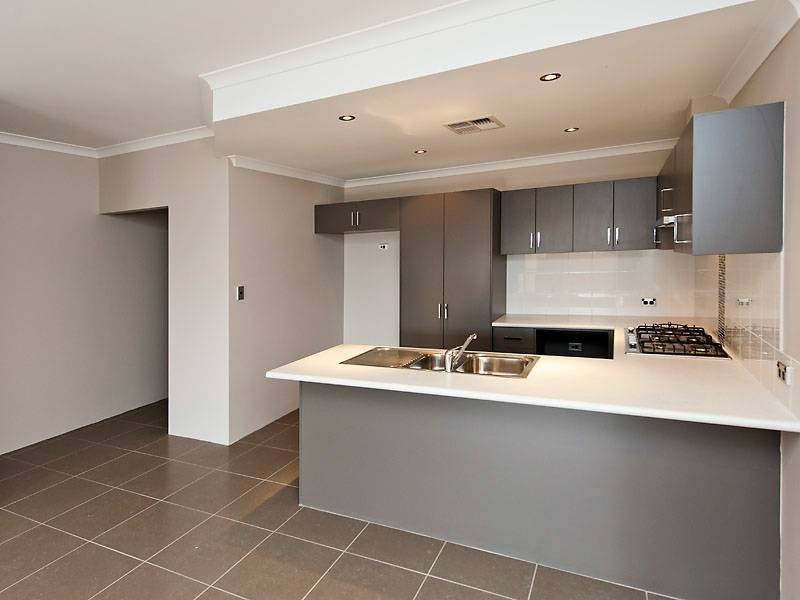 Unit 4/18 Whittaker Turn, Piara Waters WA 6112