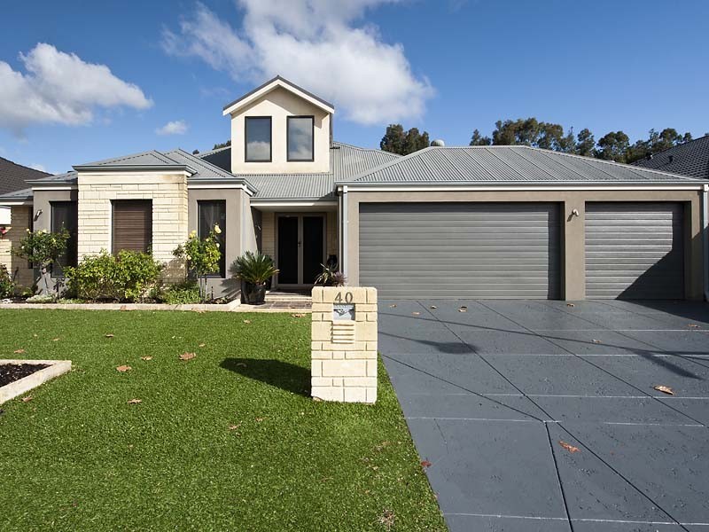 40 Pebble Bush Drive, Canning Vale WA 6155
