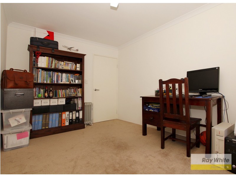 11 Barton Loop, Piara Waters WA 6112