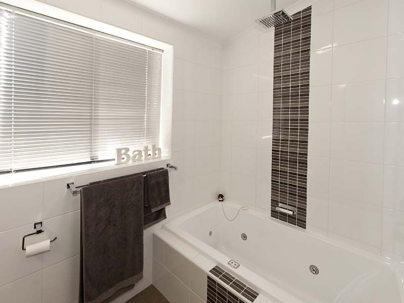 147 King Road, Oakford WA 6121