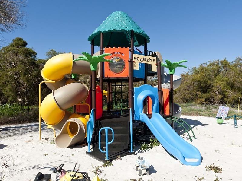 147 King Road, Oakford WA 6121