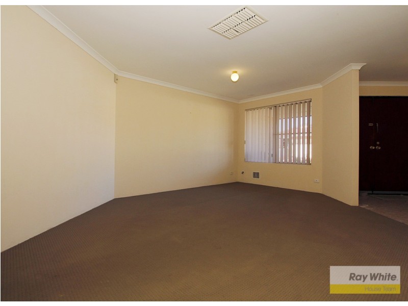 13 Woodspring Trail, Canning Vale WA 6155