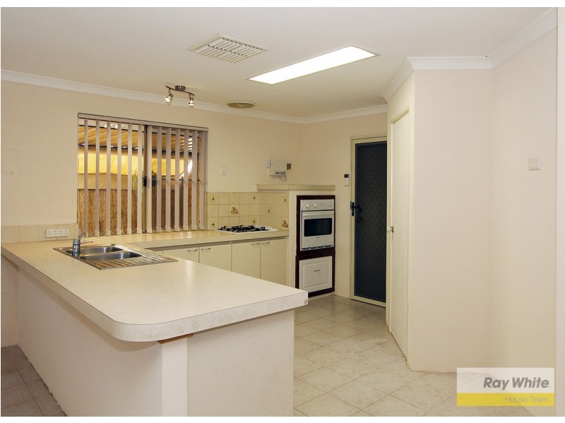 13 Woodspring Trail, Canning Vale WA 6155