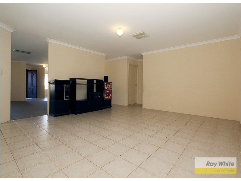 13 Woodspring Trail, Canning Vale WA 6155