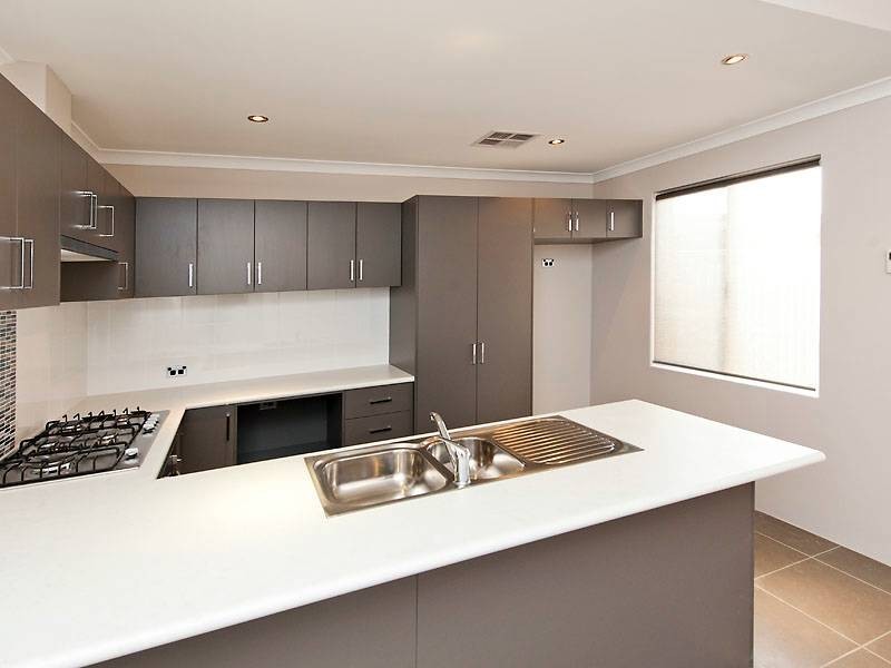 Unit 3/22 Whittaker Turn, Piara Waters WA 6112