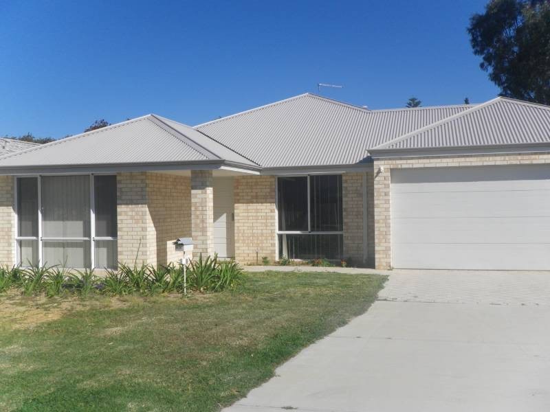 2 James Street, Armadale WA 6112