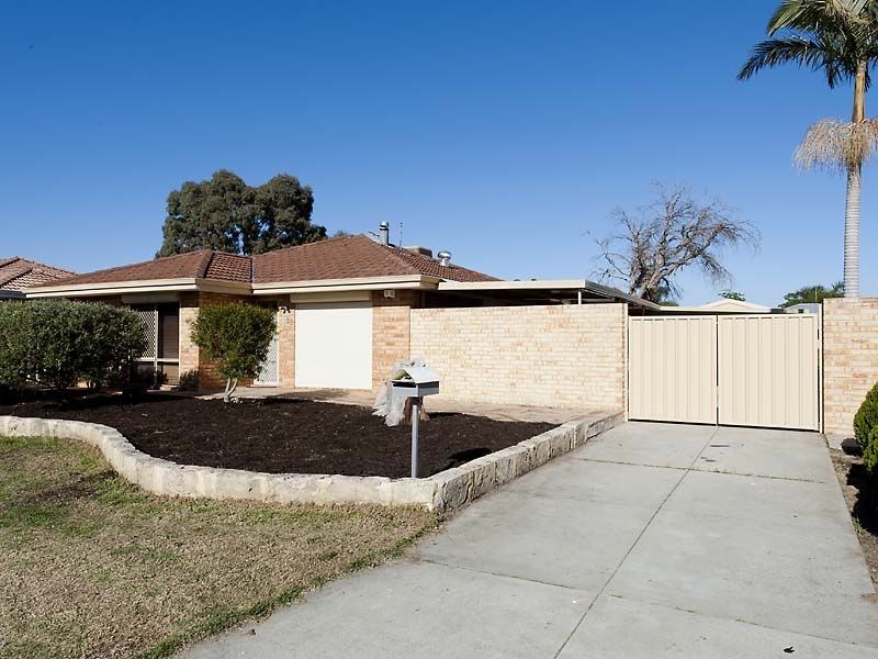 64 Strawberry Drive, Seville Grove WA 6112