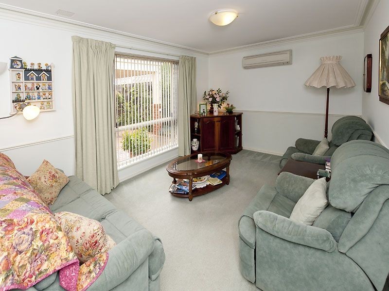 Unit 24/33 Paddington Court, Bibra Lake WA 6163