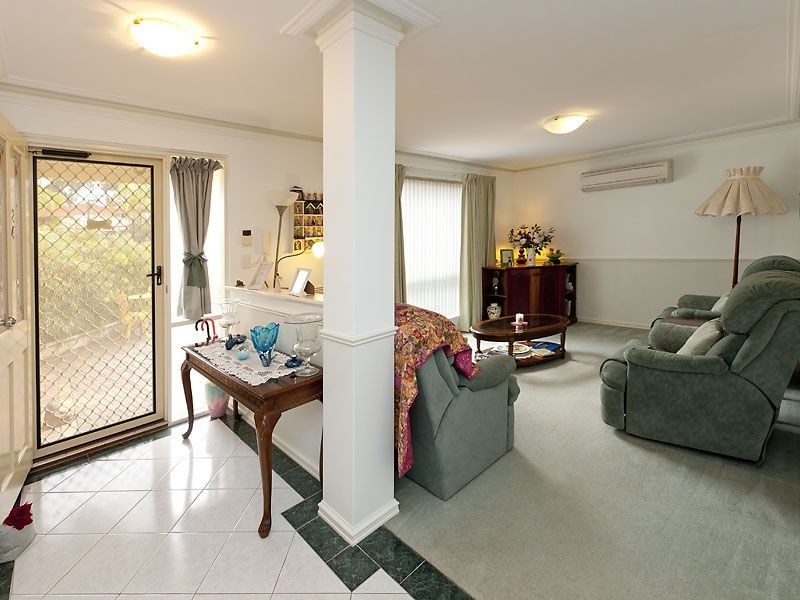 Unit 24/33 Paddington Court, Bibra Lake WA 6163