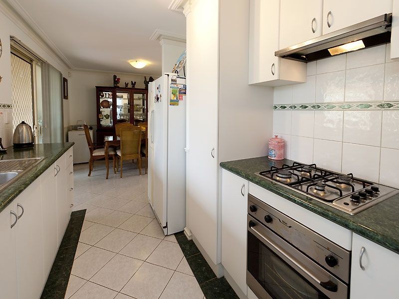 Unit 24/33 Paddington Court, Bibra Lake WA 6163