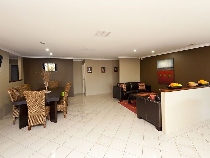 70 Bolderwood Drive, South Lake WA 6164