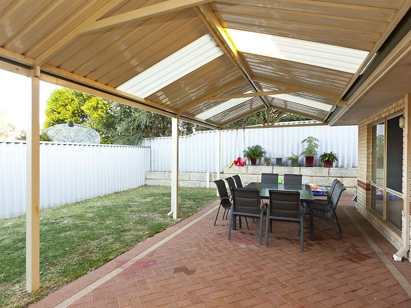 70 Bolderwood Drive, South Lake WA 6164