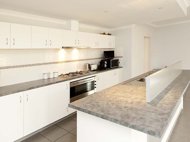 17 Crested Turn, Harrisdale WA 6112