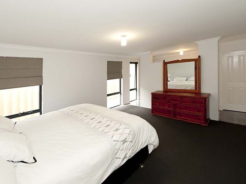 17 Crested Turn, Harrisdale WA 6112