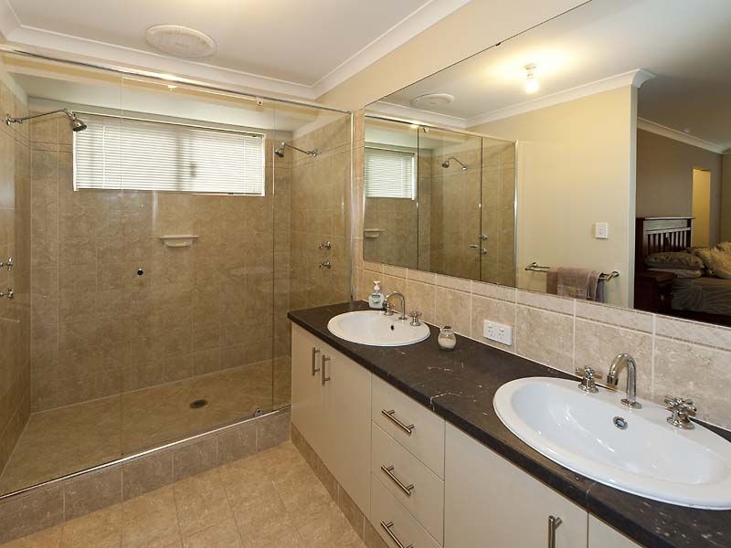 124 Furley Road, Southern River WA 6110