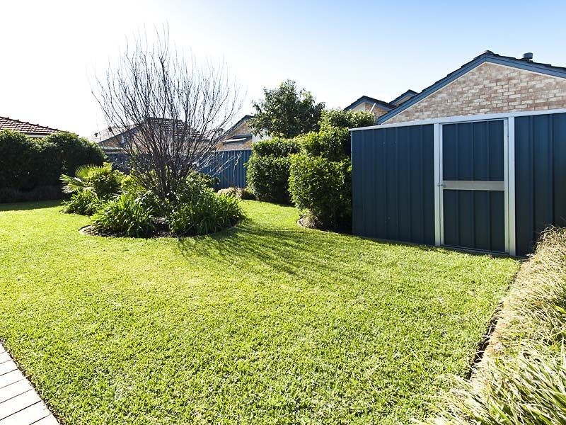 16 Gardenia Street, Thornlie WA 6108
