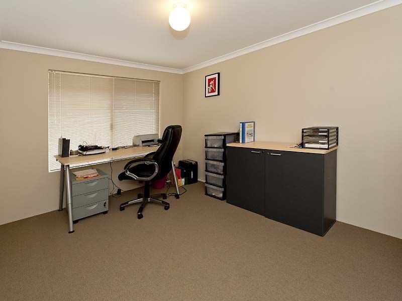 1 Ballycastle Loop, Canning Vale WA 6155