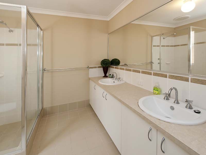 1 Ballycastle Loop, Canning Vale WA 6155