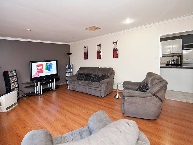 2 Chelsfield Street, Gosnells WA 6110