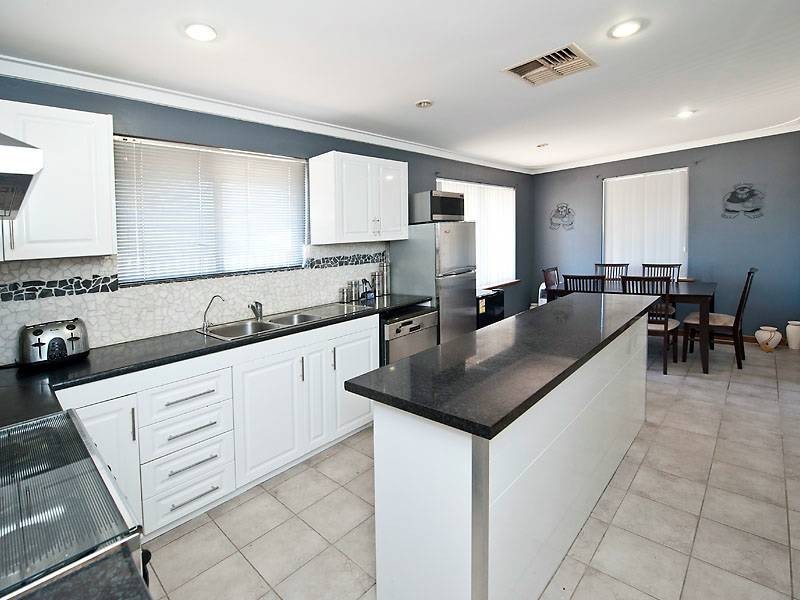 2 Chelsfield Street, Gosnells WA 6110