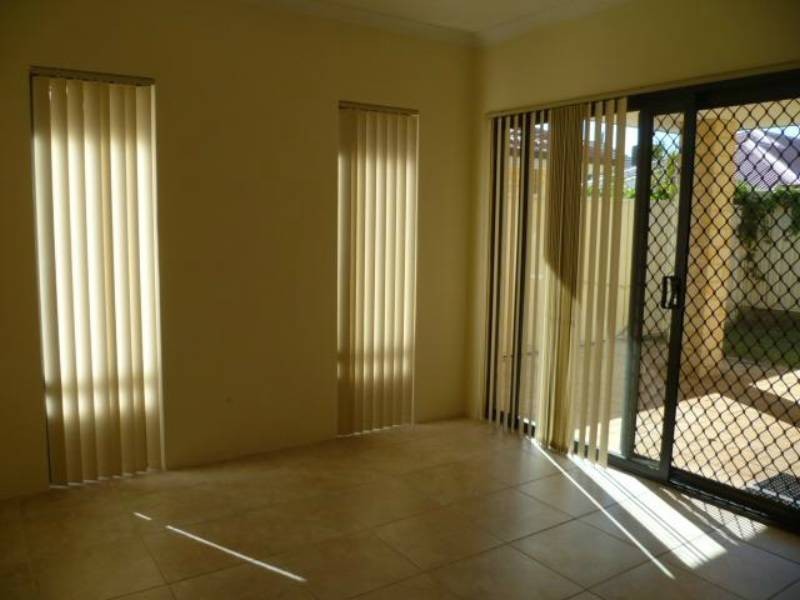 93 Shreeve Road, Canning Vale WA 6155