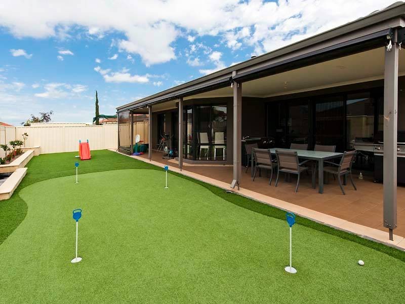 6 Hoop Place, Canning Vale WA 6155