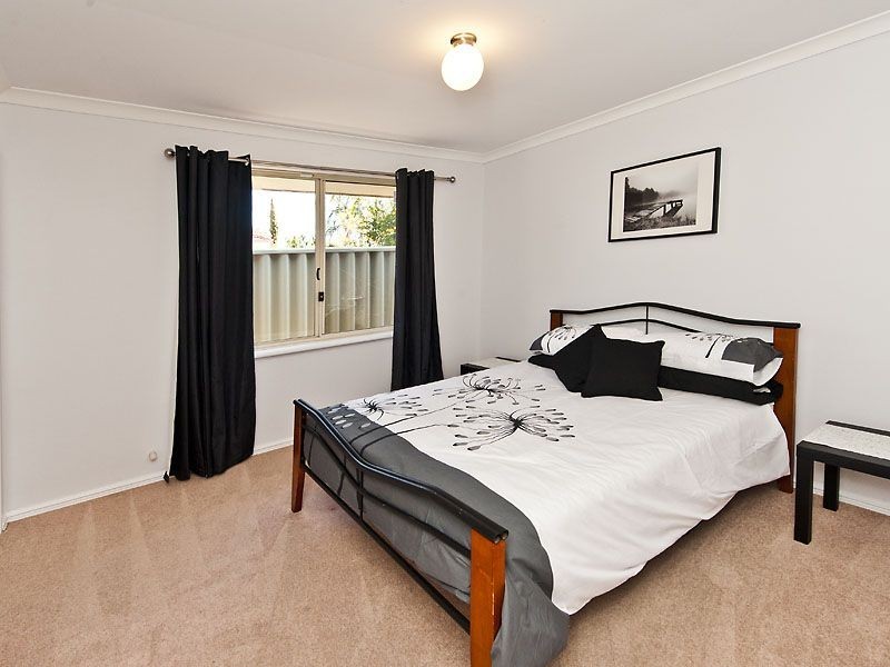 33 Southacre Drive, Canning Vale WA 6155