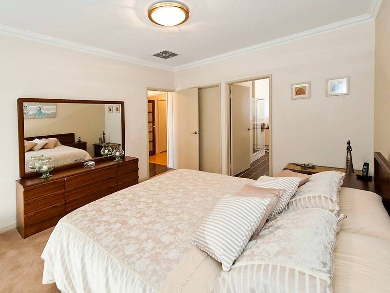 4 Bramley Drive, Canning Vale WA 6155