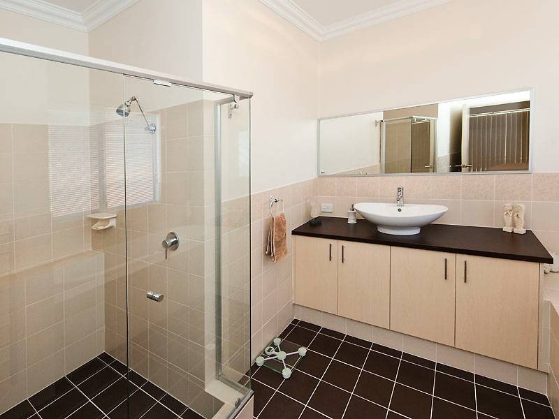 4 Bramley Drive, Canning Vale WA 6155