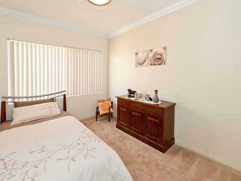 4 Bramley Drive, Canning Vale WA 6155