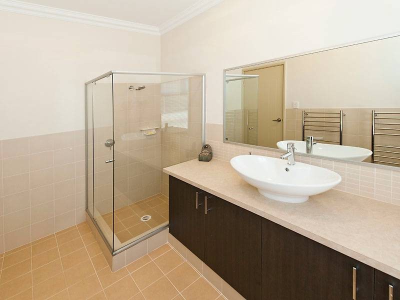 4 Bramley Drive, Canning Vale WA 6155