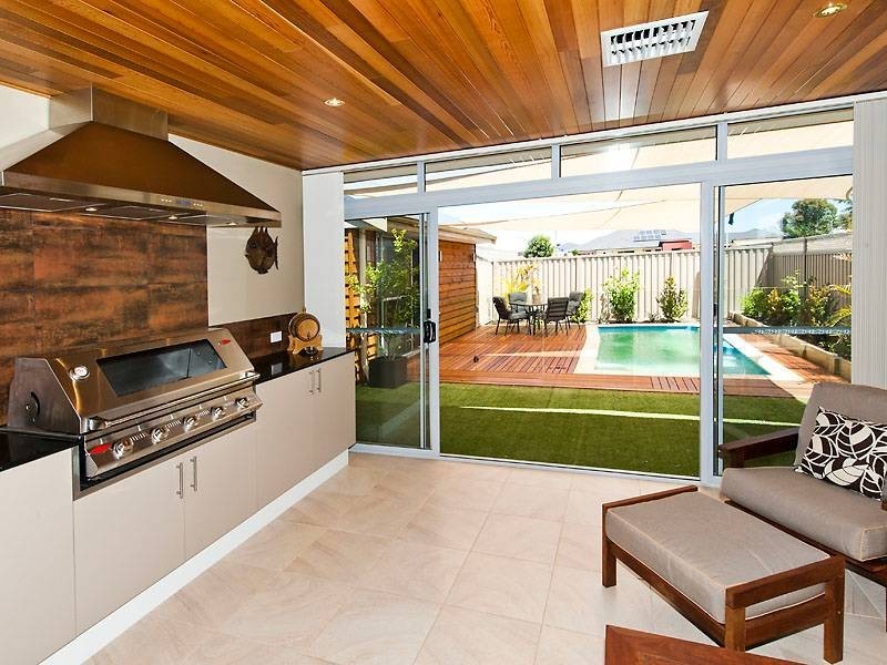4 Bramley Drive, Canning Vale WA 6155