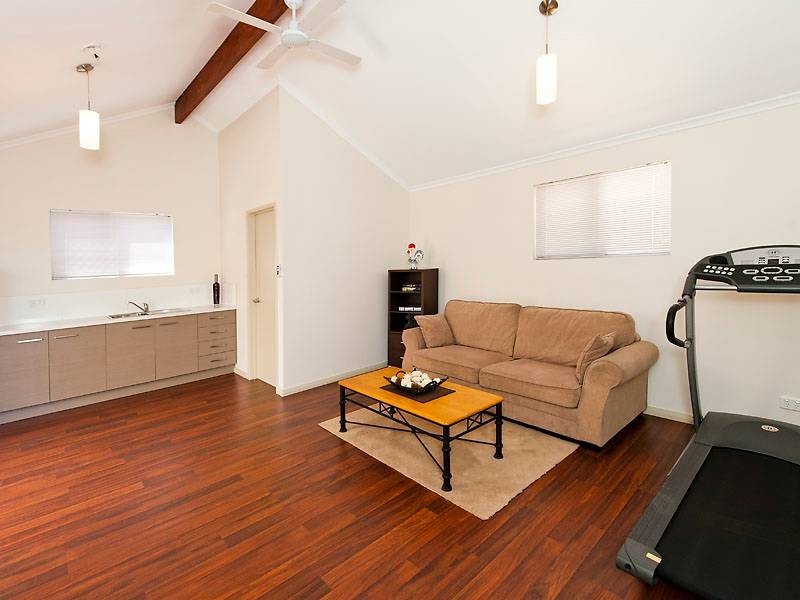 4 Bramley Drive, Canning Vale WA 6155