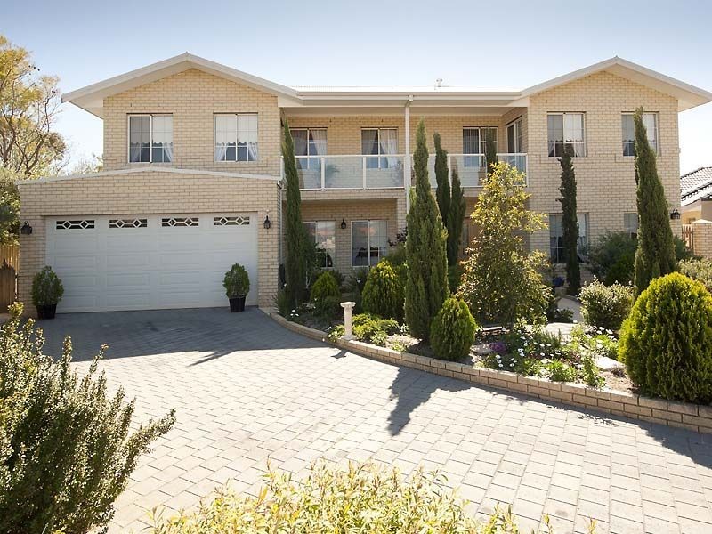 7 Wisley Court, Canning Vale WA 6155