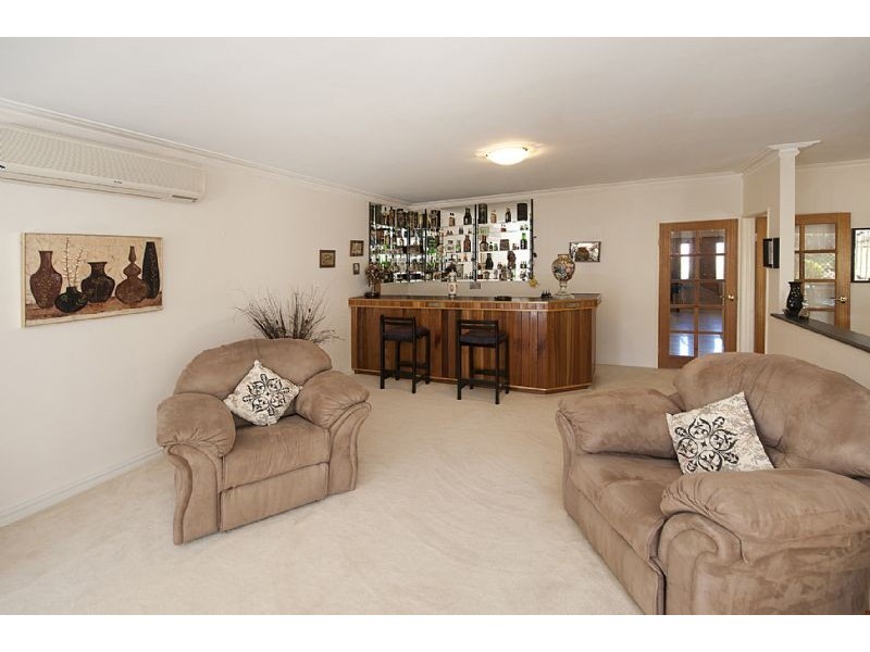 7 Wisley Court, Canning Vale WA 6155