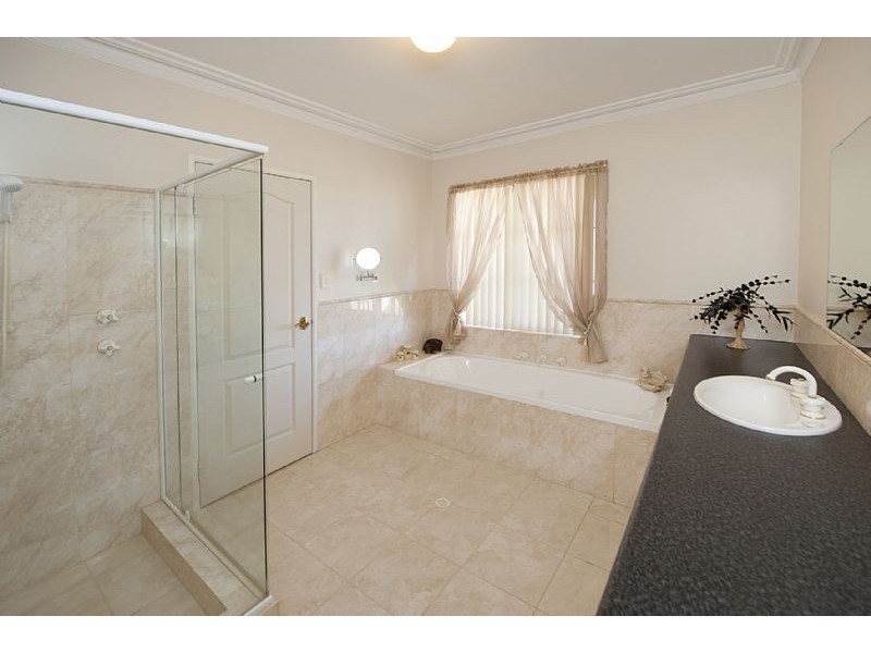 7 Wisley Court, Canning Vale WA 6155