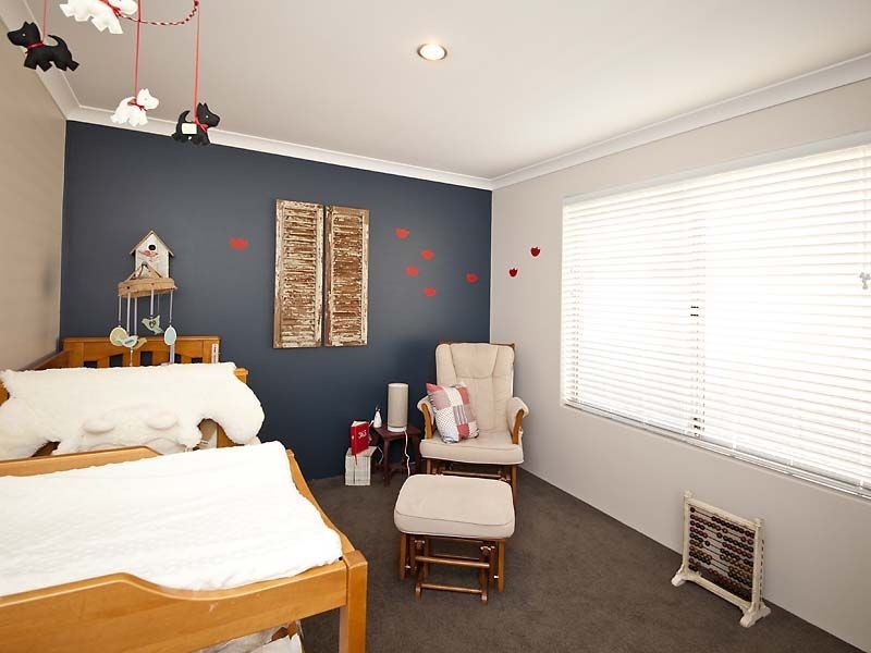 4 Westville Mews, Piara Waters WA 6112