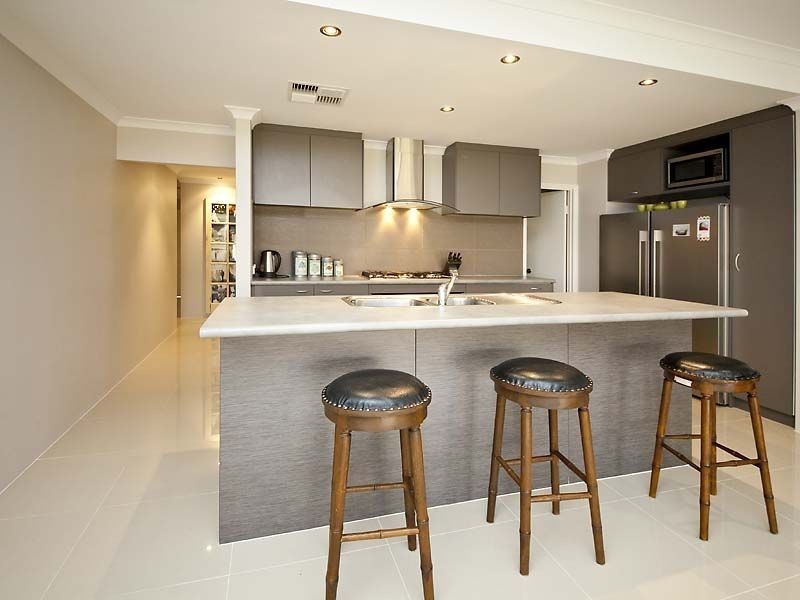 4 Westville Mews, Piara Waters WA 6112