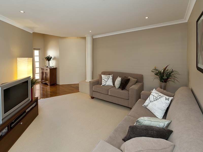 10 Frampton Crescent, Canning Vale WA 6155