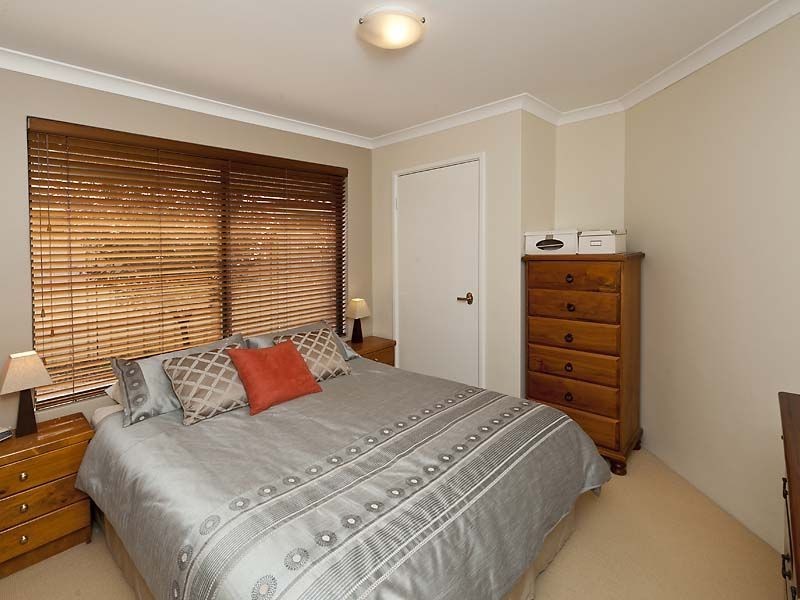 10 Frampton Crescent, Canning Vale WA 6155