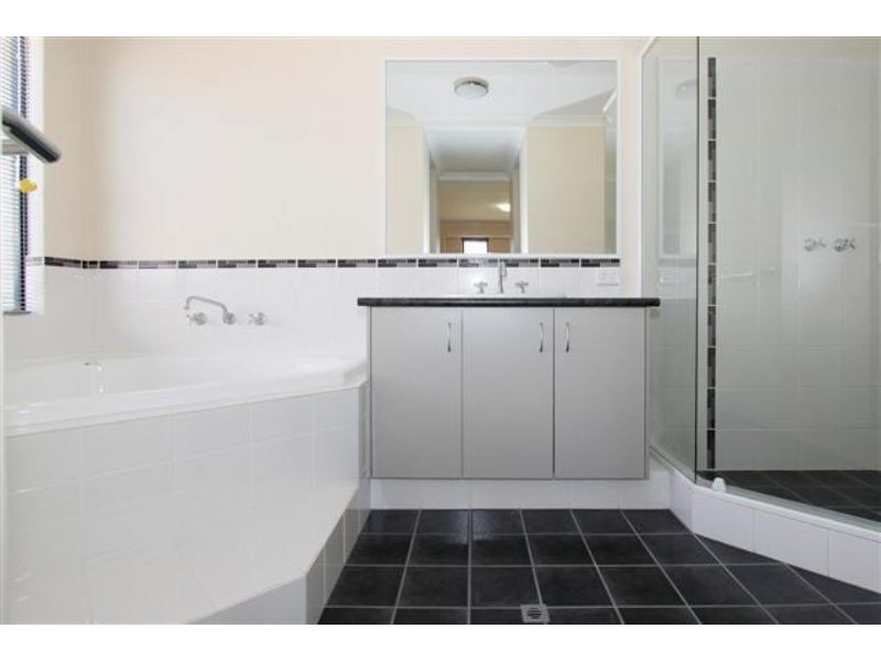 7 Kersley Loop, Harrisdale WA 6112