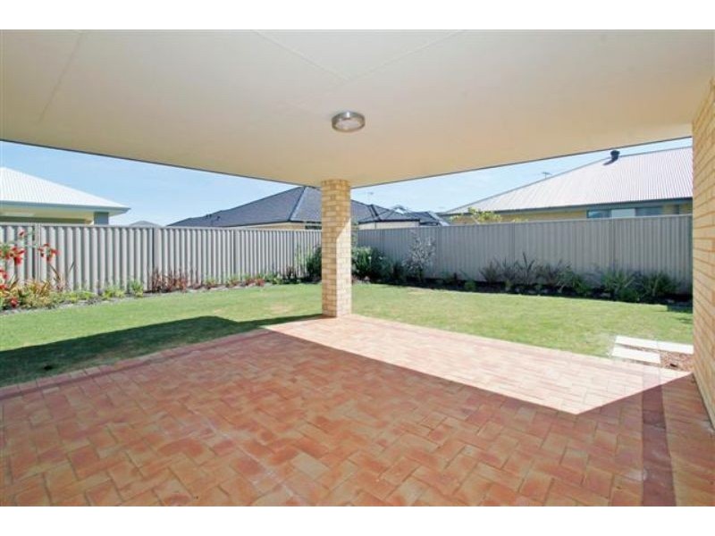 7 Kersley Loop, Harrisdale WA 6112