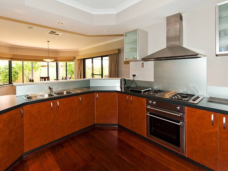 5 Houston Boulevard, Canning Vale WA 6155