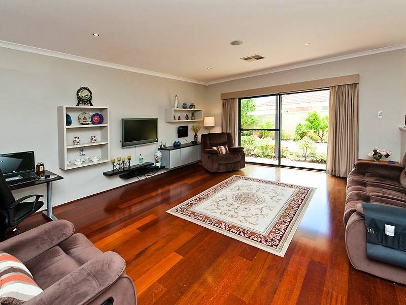 5 Houston Boulevard, Canning Vale WA 6155