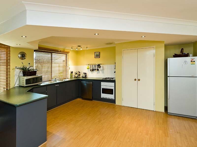 50 Brunswick Road, Thornlie WA 6108