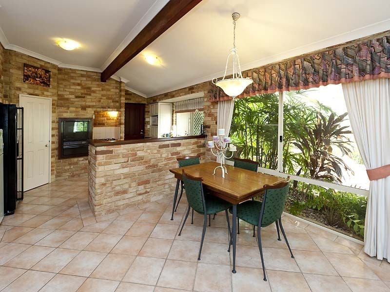 9 Petrea Place, Canning Vale WA 6155
