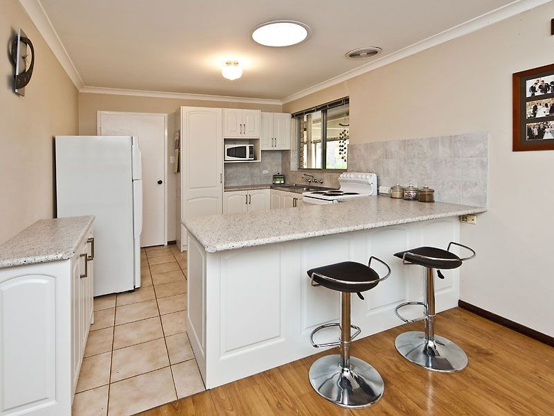 36 Ailsworth Court, Thornlie WA 6108